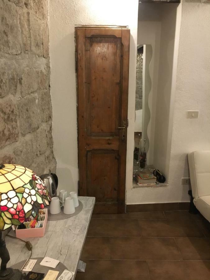 Il Rifugio Dei Templari Apartment Viterbo Luaran gambar